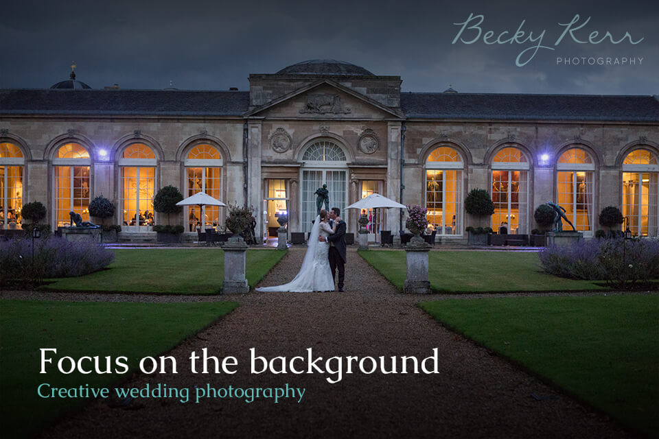 An example of focusing on the background in creative wedding photography