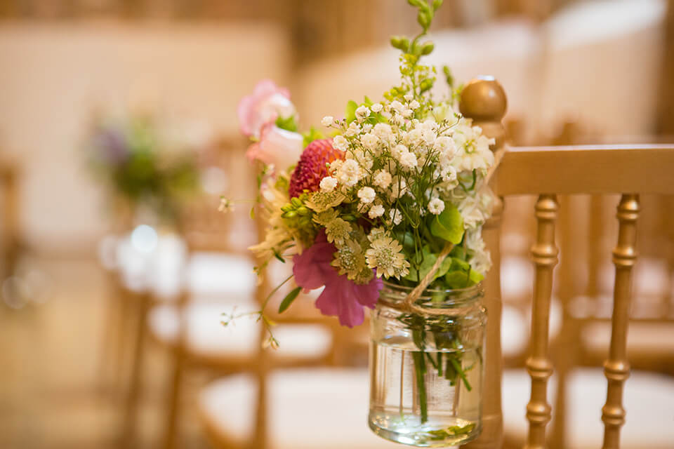 A beautiful wedding flower arrangement